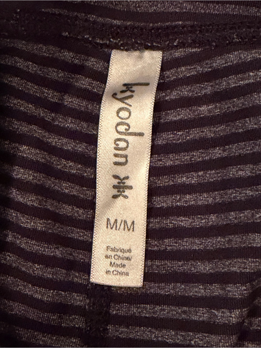 Kyodan Gray & Black Horizontal Striped Leggings with Mesh Panels - Medium - Picture 6 of 6
